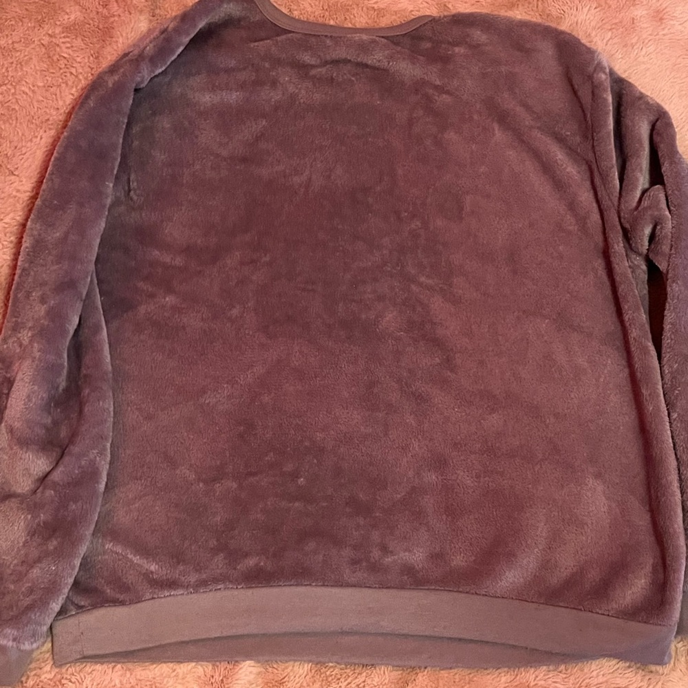 Sweater - Picture 3 of 4